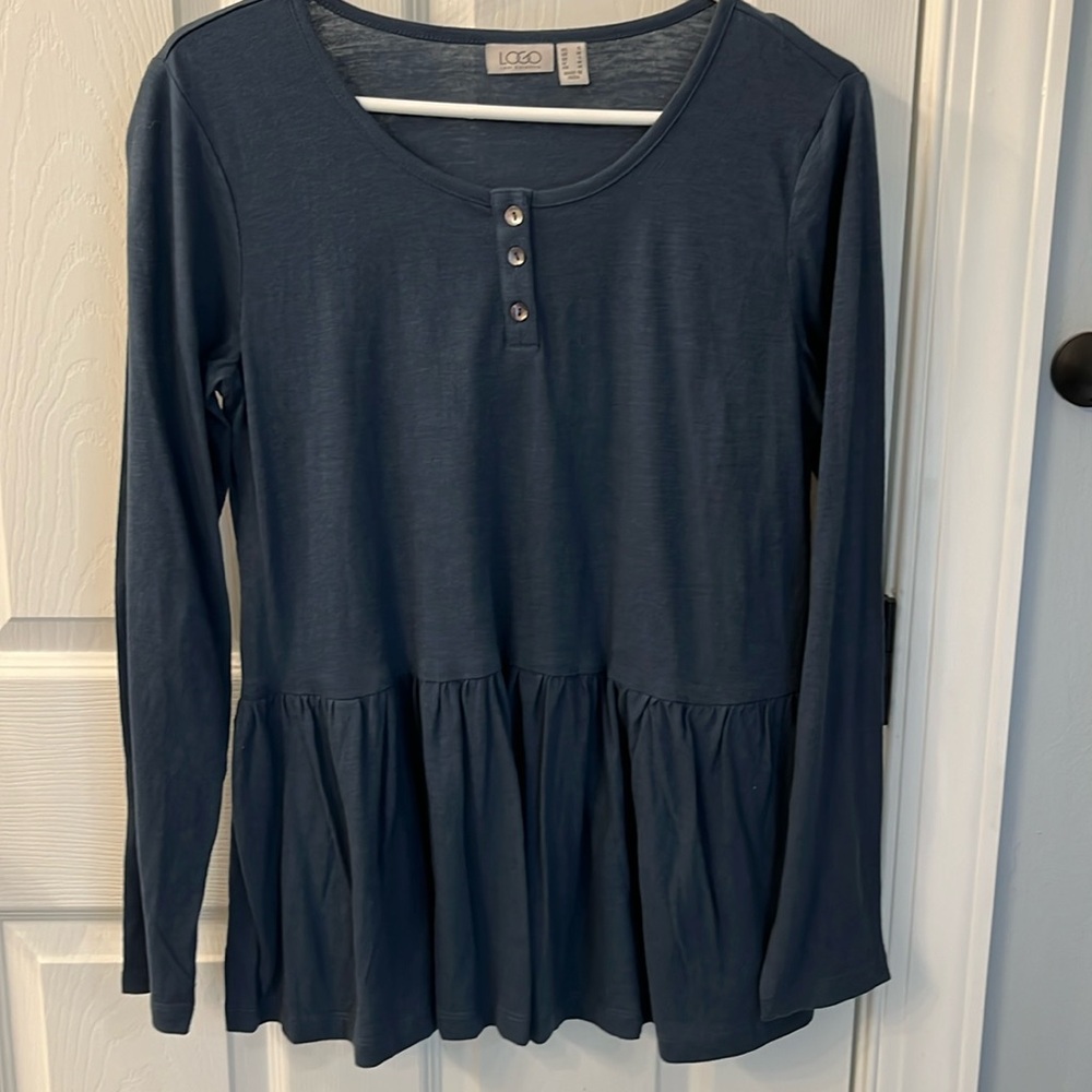Logo peplum Henley top